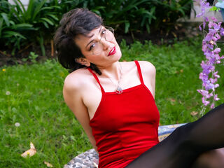 nude camgirl picture IveteDurand