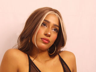 beautiful cam girl JadeKeim