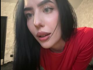 naked camgirl masturbating with vibrator JoelCrossett
