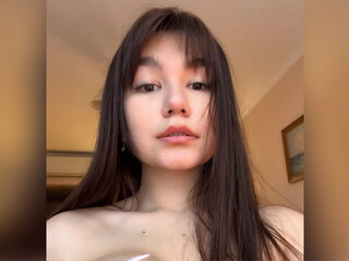 naked camgirl gallery JuliaCutee