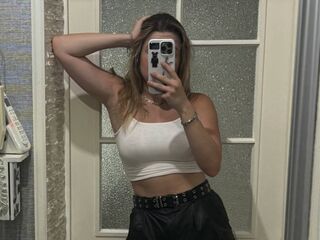 camwhore masturbating with vibrator JulioSaberi