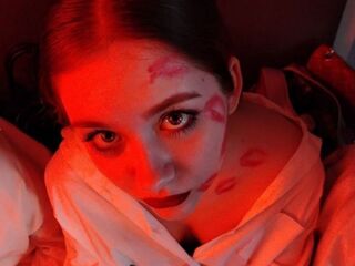 hot webcam show JuneGutierrez