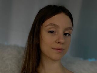 camgirl live JuneMills