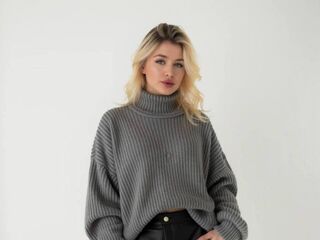 cam girl masturbating with vibrator KarenMitchel