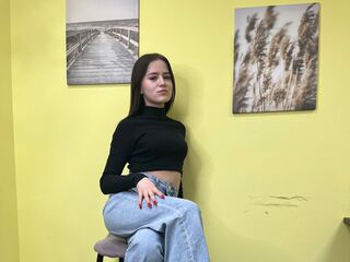 cam sex show KeeleyGambee