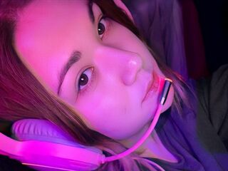 camslut masturbating KimSoprano