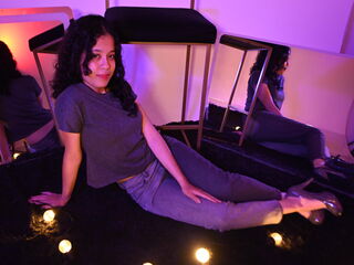 free jasmin cam KyaraLux