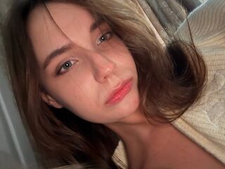live webcam model KyungInguardsen