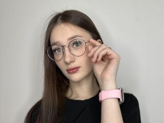 adult web cam LatriciaSuet