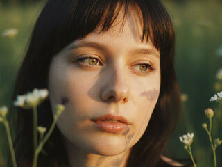 naked girl with live cam LiluSoto