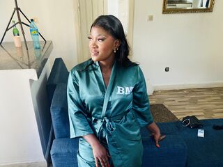 cam girl showing pussy LisaNitti