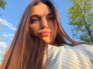 free liveshow LisabethBerczel