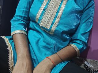 naughty camgirl masturbating with dildo LishaLiya