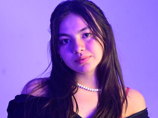 camgirl playing with vibrator LyaValmont
