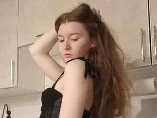 cam girl playing with sextoy LynneHarding