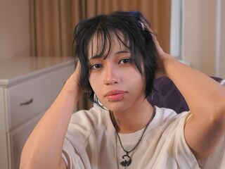 topless webcam girl MarciaDias