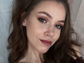 hot cam girl masturbating with sextoy MeleeEva