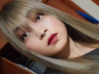 chatroom webcam pic MercellaMorelli