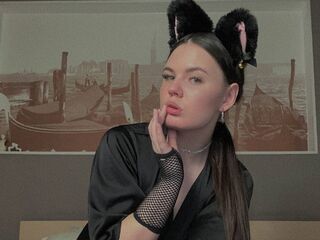 beautiful cam girl MiaEvelin