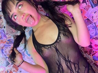 hot cam girl fingering shaved pussy MinnieSalem