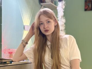 live webcam girl MinnieTallacksen