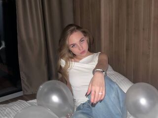 webcam girl chatroom MiyokoShimsky