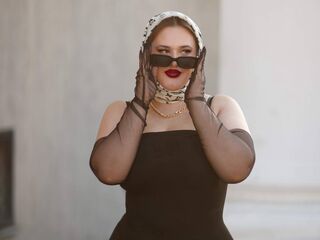 beautiful camgirl MonicaVivaldi