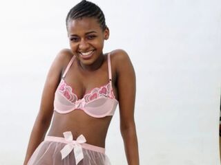 cambitch NaomiBrookes