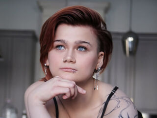 free webcam picture PeachAveline