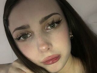 camgirl masturbating with dildo RivaWhittall