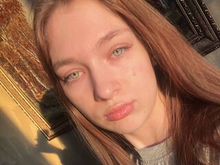 camgirl playing with dildo RociSonina