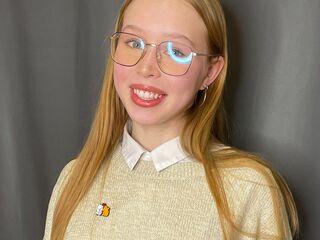 fingering girl chat RomanaGuethle