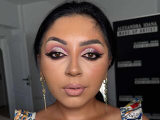 shaved pussy webcam RominaGaby