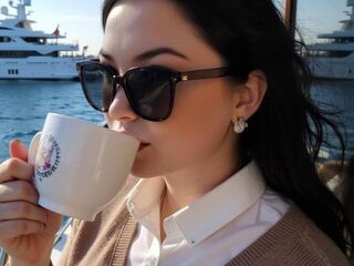 free liveshow RosieMoons