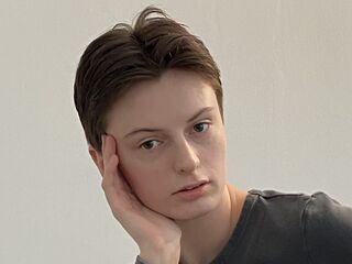 webcam babe chatroom RufinaTavolario