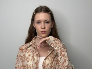 camslut topless RuthanPirkl