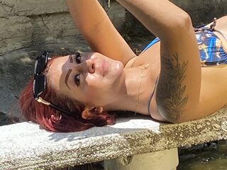 topless webcamgirl SahraDiaz