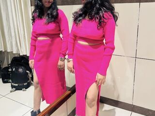 hot girl live web cam SanyaGoyal