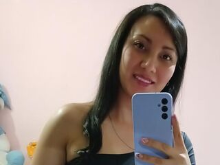 jasmin cam model SaraSwy