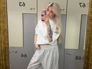 camgirl webcam sex pic ScarlettAndreula