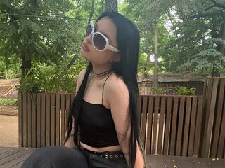 camslut fingering wet pussy ShemikaGnerre