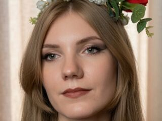 beautiful camgirl SlyviaQuinonez