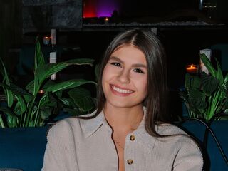 cam slut chat TiaBeumer