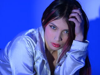 live chat room TiffanySuarez