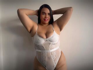 naughty camgirl masturbating with vibrator ValeryStephens