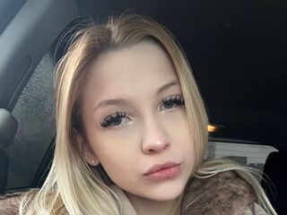 nude webcamgirl VeronicaBarks