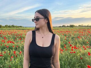 hot cam girl masturbating with vibrator WillettaMagett
