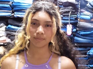 hot live cam ZoeFletcher